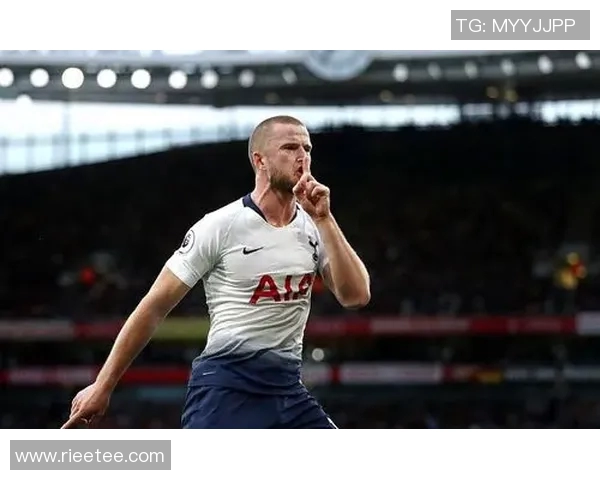 加特林足球球星精彩瞬间合集 精彩画面展现球场英姿